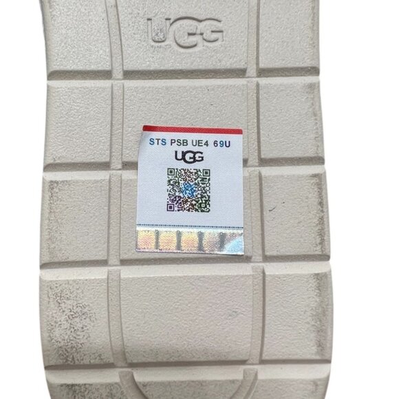 UGG Luciah Slip On LifeStyle Mid Sole Women's Sneakers Size 8.5 S/N 1125040 - Picture 10 of 10